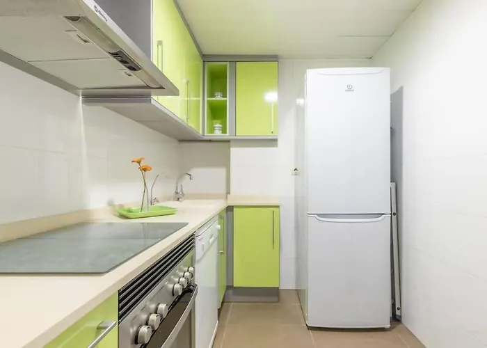 Borumbot Vistas Pueblo Y Peñon *